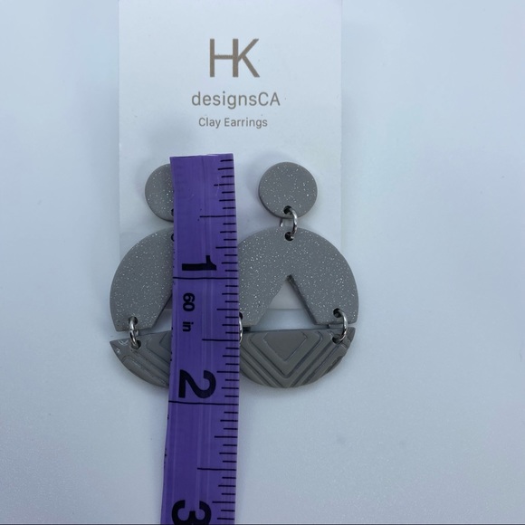 🆕Handmade Clay Earrings - Picture 7 of 7